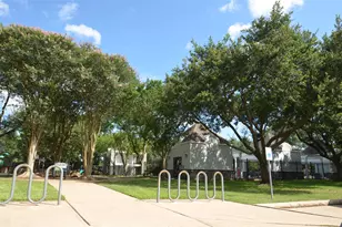 13802 Rosebranch Ct, Houston, TX 77059 - Photo 20