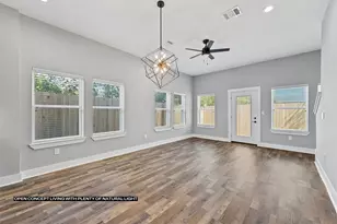 7704 Sealey St, Houston, TX 77088 - Photo 6