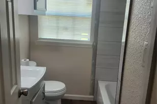 8921 Laura Koppe Rd, Houston, TX 77078 - Photo 8