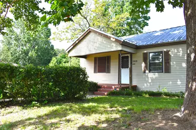 1601 Columbia Street, Liberty, TX 77575 - Photo 1