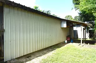 1601 Columbia St, Liberty, TX 77575 - Photo 26