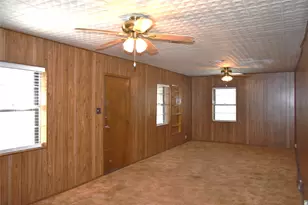1601 Columbia St, Liberty, TX 77575 - Photo 8
