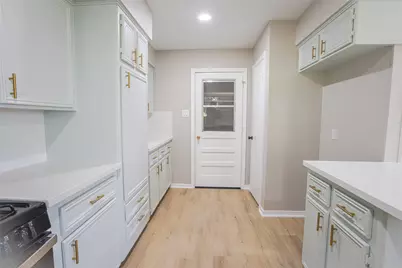 1601 Westwind Dr, Brenham, TX 77833 - Photo 8