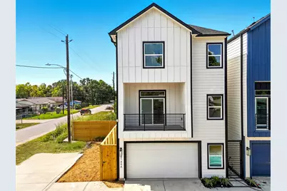 4749 Wilmington Street #D, Houston, TX 77033 - Photo 2