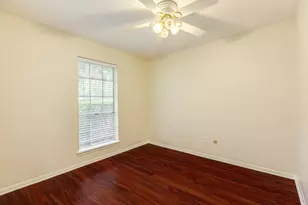 105 Sugar Cane Trce, Lake Jackson, TX 77566 - Photo 14