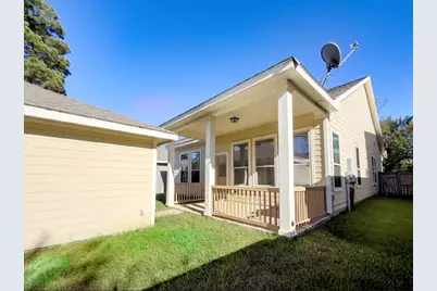 114 W Montfair Boulevard, The Woodlands, TX 77382 - Photo 8