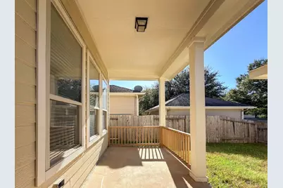 114 W Montfair Boulevard, The Woodlands, TX 77382 - Photo 6