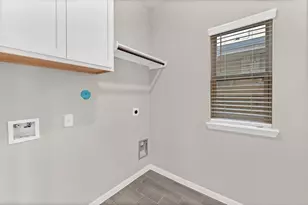 770 Marion Pl Dr, Dayton, TX 77535 - Photo 8