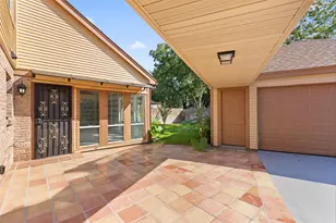 7231 Granvia Dr, Houston, TX 77083 - Photo 32