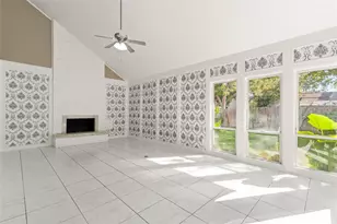 7231 Granvia Dr, Houston, TX 77083 - Photo 14