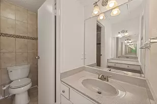 3100 Jeanetta St, Houston, TX 77063 - Photo 12