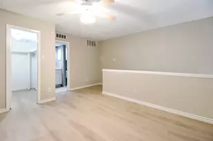 5929 Queensloch Dr, Houston, TX 77096 - Photo 6
