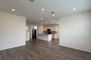 9323 Darby Knoll Wy, Houston, TX 77365 - Photo 4