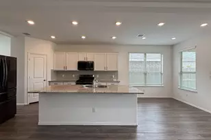 9323 Darby Knoll Wy, Houston, TX 77365 - Photo 6