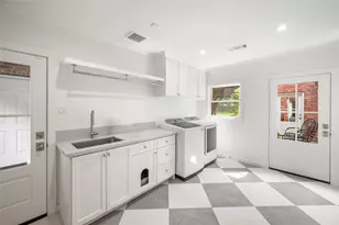 5360 Spring Park St, Houston, TX 77056 - Photo 30