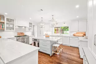 5360 Spring Park St, Houston, TX 77056 - Photo 10