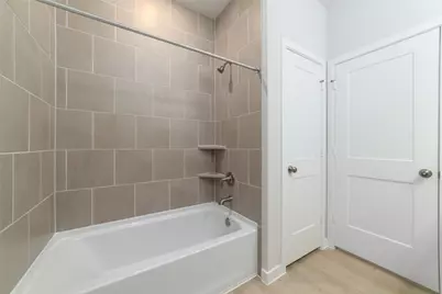 5831 Westwood Shore Drive, Katy, TX 77493 - Photo 6