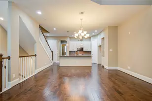 1204 Birkland Pine Ln, Houston, TX 77043 - Photo 8
