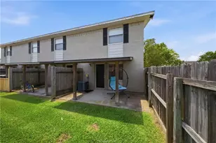 1406 Summit St, College Station, TX 77845 - Photo 30