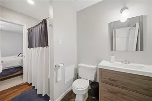 1406 Summit St, College Station, TX 77845 - Photo 4