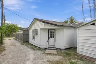 1204 Cordell, Houston, TX 77009 - Photo 1