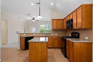 7915 Saragosa Blue Ln, Richmond, TX 77407 - Photo 10