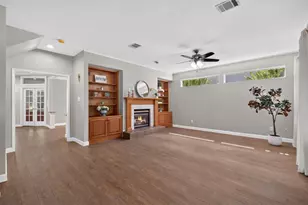 14 Treescape Cir, The Woodlands, TX 77381 - Photo 8