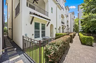 719 Leverkuhn St, Houston, TX 77007 - Photo 2