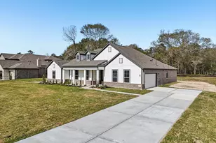 700 Barton Place Dr, Tarkington, TX 77327 - Photo 2