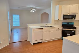 1611 Monvale Ln, Sugar Land, TX 77479 - Photo 10