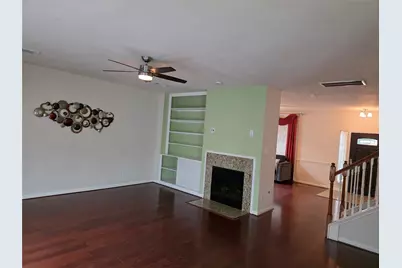 2715 Riverhollow Lane, Sugar Land, TX 77479 - Photo 10