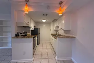 2250 Bering Dr, Houston, TX 77057 - Photo 8