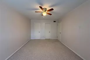 2250 Bering Dr, Houston, TX 77057 - Photo 14