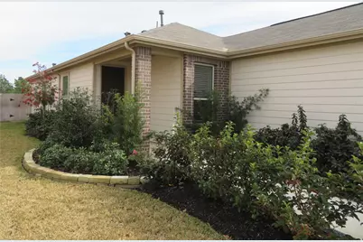 4744 Sprout Creek Court, Conroe, TX 77304 - Photo 6