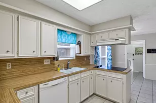 22906 Squirrel Tree St, Spring, TX 77389 - Photo 8