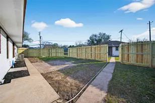 6621 Jason St, Houston, TX 77074 - Photo 24