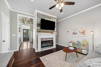 3215 Bernardo De Galvez Avenue, Galveston, TX 77550 - Photo 8