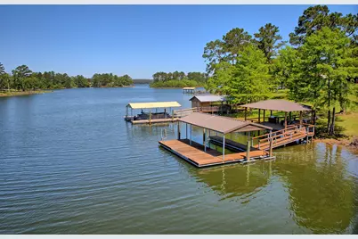 203 Whispering Pine, Burkeville, TX 75932 - Photo 4