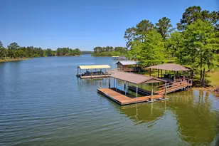 203 Whispering Pine, Burkeville, TX 75932 - Photo 4