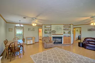 203 Whispering Pine, Burkeville, TX 75932 - Photo 28