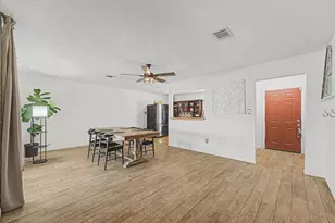 4702 Croker Ridge Rd, Houston, TX 77053 - Photo 8