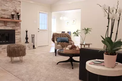 10306 Bob White Drive, Houston, TX 77096 - Photo 4