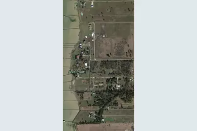 2101 W Bayshore Road, Anahuac, TX 77514 - Photo 10