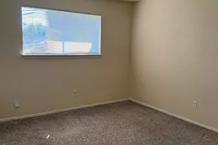 8426 Avington Rd, La Porte, TX 77571 - Photo 8