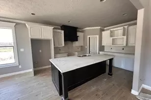 8585 Sana Dr, Beaumont, TX 77713 - Photo 6