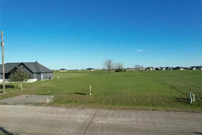 813 Longhorn Trail, Angleton, TX 77515 - Photo 8