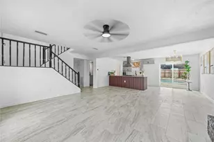 713 Sugar Hill Dr, La Porte, TX 77571 - Photo 8