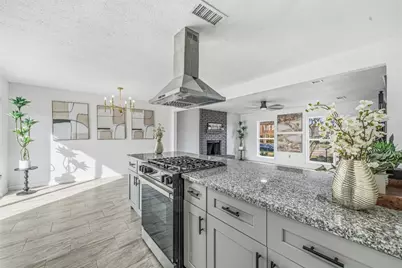 713 Sugar Hill Dr Park, La Porte, TX 77571 - Photo 10