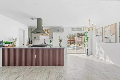 713 Sugar Hill Dr Park, La Porte, TX 77571 - Photo 6