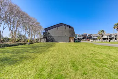 2102 Todville Road, Seabrook, TX 77586 - Photo 8